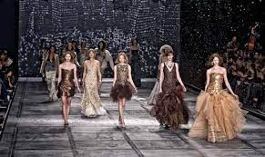 Running a fashion business means that packing boxes at 2 am, steaming clothes over and over again, and pouring through receipts with an accountant will become part of your routine, kata imran amed, pendiri the business of fashion.tidak lebih dari 10% waktu yang dimiliki seorang desainer untuk membuat desain. Prospek Kerja Jurusan Fashion Design Cara Mendaftar Kuliah Ke Luar Negeri