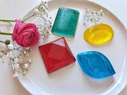 Das ist eine rohseife, aus pflanzlichen zutaten, die sich sehr gut eignet, um tolle seifenkreationen. Seife Selber Machen Mit Kindern Simplylovelychaos