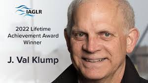 Ann Maclellan's Instagram, Twitter & Facebook