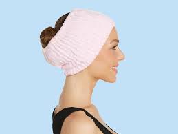 This Inexpensive Towel Like Headband Keeps My Hair Dry And Out Of The Way When I M Washing My Face Or Applying Masks Turbie Twist Dry Hair Baby Hairstyles