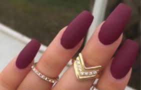 From pearl accents and floral details to simple swipes of color and gorgeous glimmering tips, we've got you covered. 5 Simple Fall Nail Ideas Polished Blog