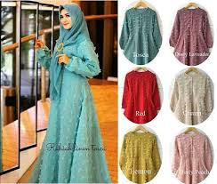 Model baju gamis long dress muslim pesta unik terbaru yang terbuat dari bahan jaguar rubiah modern sesuai trend masa kini, dihadirkan di toko online shop terpercaya ryn fashion. 35 Ide Model Baju Pesta Kain Rubiah Maria Space