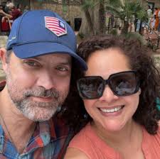 Who wins best of 5 Achilles from movie Troy vs killmonger no herb Only  melee weapons(swords, hammers,shields,etc) movies ONLY no Greek or comic  lore