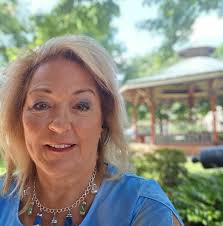 Where to get manicures and pedicures in Perdido Key?