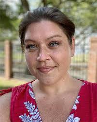 Ana Farmer's Instagram, Twitter & Facebook