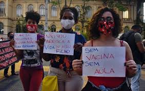 A comissão europeia tem estado a negociar intensamente no sentido de criar uma carteira. Apos 51 Mortes Na Volta As Aulas Doria Anuncia Vacinacao Contra Covid 19 Para Professores