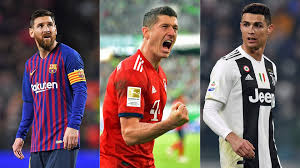 4 it was reported that ronaldo's two goals against udinese saw him pass brazil legend pele (757*), arguably the greatest goal scorer of all time, and took him to within one strike of the. Bundesliga Robert Lewandowski Outscoring Cristiano Ronaldo And Lionel Messi At Bayern Munich