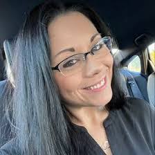 Melissa Caples's Instagram, Twitter & Facebook