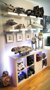 16 Deco Chambre Star Wars Star Wars Mandalorian Ideas Of Star Wars Mandalorian Starwars Mandalor Star Wars Bedroom Decor Star Wars Bedroom Star Wars Room