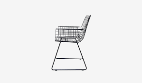 The side chair made of wire metal featuring a stylish look is a good addition to the kitchen and dining area. Metal Wire Chair Portobello Decoration