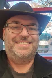 Good afternoon everyone . I'm Daniel 46yrs single obviously but better say  it lol