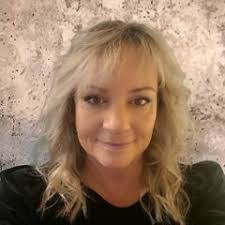 Tamara Woods's Instagram, Twitter & Facebook