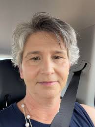 First day in Sisi with my partner Becky 🧳❤️🤙🏽☀️