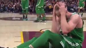 Indiana pacers star paul george suffered a gruesome lower right leg injury during the u.s. Gordon Hayward Suffered A Dreadful Injury Less Than 6 Minutes Into His Celtics Debut Article Bardown