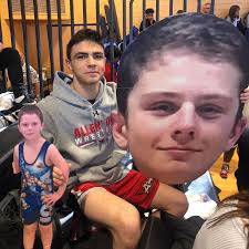 we look even better in our la piazza uniforms 😎