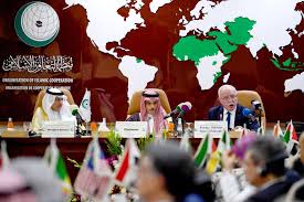 في الانعزالِ المنزلي منفعةٌ ومضرة، وحسنة وسيئة، استاءَ أقوامٌ وسُرَّ آخرون، ولكن ما باليد حيلة فهو الدواء الشرعي، والقانون الصحي والرسمي، والواجبُ التعاون بلا ضيقة ولا تأفف. Ø§Ù„ØªØ¹Ø§ÙˆÙ† Ø§Ù„Ø¥Ø³Ù„Ø§Ù…ÙŠ ØªÙ†ØªØ®Ø¨ Ø£Ù…ÙŠÙ† Ø§ Ø¹Ø§Ù… Ø§ Ø¬Ø¯ÙŠØ¯ Ø§ ÙˆØªØ¯ÙŠÙ† Ø§Ù„Ø±Ø³ÙˆÙ… Ø§Ù„Ù… Ø³ÙŠØ¦Ø© Ù„Ù„Ø±Ø³Ù„ Cnn Arabic