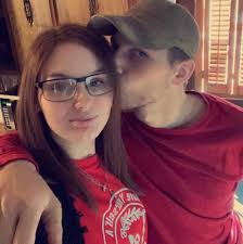 How many cold cranking Amp battery do guys run