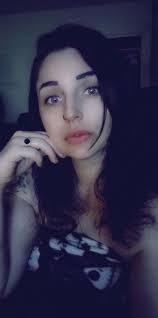 Holly Wicker (@Holly_Lovez)