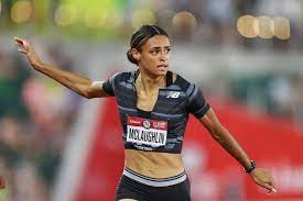 Norway's karsten warholm ran a stunning men's 400m hurdles race to obliterate his previous world record and take gold at tokyo 2020. Sydney Mclaughlin Smashes 400m Hurdles World Record At U S Track And Field Olympic Trials Watch Athletics