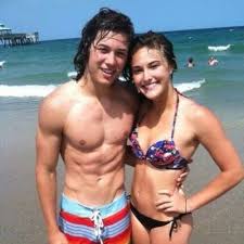 Leo Howard Shirtless Celebrities Leo Howard Celebrity Couples
