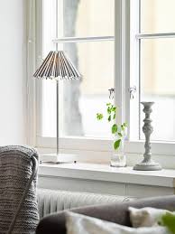 Fensterdeko Tipps Dekoornamente Lampe Fur Die Fensterbank Fensterdeko Haus Deko Lampen