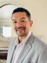 Shane Sutherland's Instagram, Twitter & Facebook