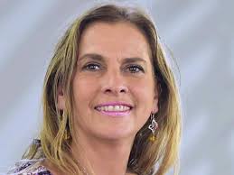 Mucha felicidad, amor y abundante salud para una mujer inteligente,  valiente, culta, admirada y muy querida por el pueblo de México. Un ejemplo  histórico para lo que significa ser la esposa del