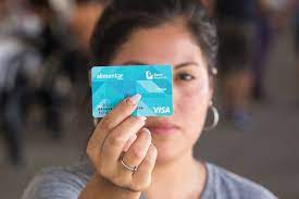 Familias que cobren la auh con un hijo de hasta 14 años inclusive: Cronograma De Pago De La Tarjeta Alimentar Ampliada Hasta Los 14 Anos El Economista