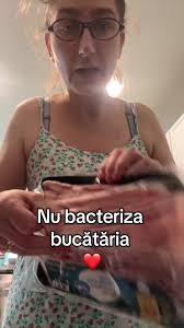 Easy Showerhead Cleaning Hack for a Sparkling Bathroom