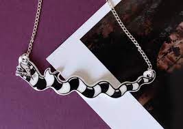 Beetlejuice Necklace Sandworm Necklace Halloween Necklace Etsy Halloween Necklace Necklace Etsy How To Make Earrings