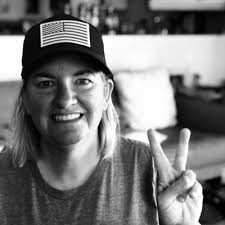 Lisa Wolfson (@moonprincess236)