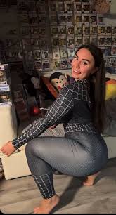 Sexy feet tatted thick fat ass - Porn - EroMe