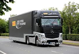 L3396 Dadford Road Silverstone 11 7 17 In 2020 Mercedes Benz Trucks Mercedes Benz Lorry