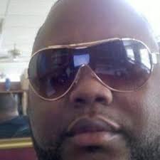 Roy Hines (@rhinesII)