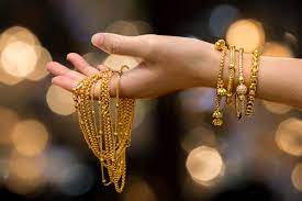 The gold/silver ratio is simply the amount of silver required to buy a single ounce of gold. Gold Price Today Check Gold And Silver Prices Across Cities Here