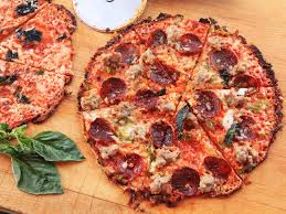 Use Your Cast Iron Pan And A Tortilla For Extra Crispy Pizza In Just 12 Minutes Tortilla Pizza Food Lab Recipes