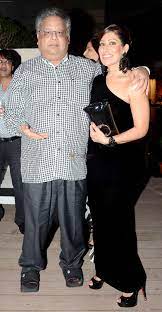 We have been hitherto sending the. Maheka With Rakesh Jhunjhunwala Party Events Bollywood Photos