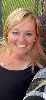 Kenny Barton's Instagram, Twitter & Facebook