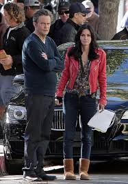 230 x 270 jpeg 14 кб. Matthew Perry Bio Age Net Worth Height Single Nationality Body Measurement Career