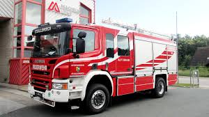 Wir bedanken uns bei den beiden funkenzünften für den erfolgreichen abend und neben einem neuen einsatzfahrzeug, wurde auch die feuerwehrjugend st. Rlft 3000 200 Fur St Gallenkirch