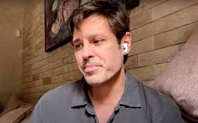 Afonso e Levi se deparam com um caçador