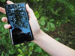 Nokia 8 Sirocco Smartphone Review ...