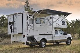 Camper that fits in bed of truck. Truck Camper Vs Travel Trailer Which Is The Best For You Rv Pioneers