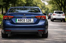 SP: carros com placa final 8 devem pagar IPVA hoje para não perder desconto