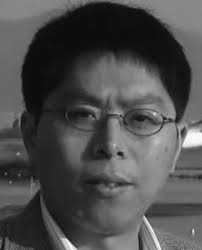 The Race between Host Antiviral Innate Immunity and the Immune Evasion  Strategies of Herpes Simplex Virus 1