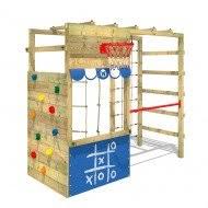 Dieses klettergerüst für den kleinen garten beschränkt sich quasi auf die elementaren basics des eigenen spielplatzes es ist mit diesem klettergerüst für die kinder also genug action geboten. Klettergeruste Fur Den Garten Kletterturme Aus Holz Wickey De