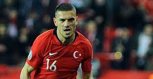 Buffon da bana imzalı formasını getirerek şenol hocaya vermemi istedi. Merih Demiral Fur Mich Stand Fest Ich Will Nach Europa