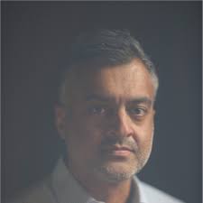 The "Food is Health" market experienced significant shifts in 2023, paving  the way for 2024. At the nexus of nutrition, health, and technology, a new  paradigm is emerging in our dietary habits