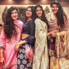 Anshulakapoor Hashtag On Twitter Some lesser known facts about anshula kapoor does anshula kapoor smoke?: anshulakapoor hashtag on twitter