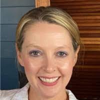 Lori Messer's Instagram, Twitter & Facebook